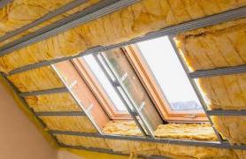 Soufflage de laine en combles perdus — TSCouverture couvreur Lunel